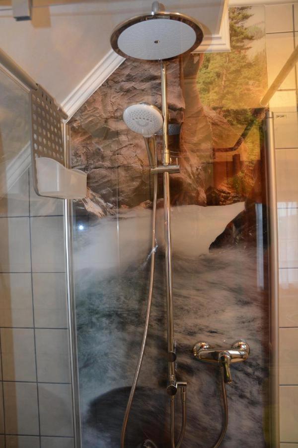 Pension Restaurant Rosenberg Еннерсдорф Экстерьер фото