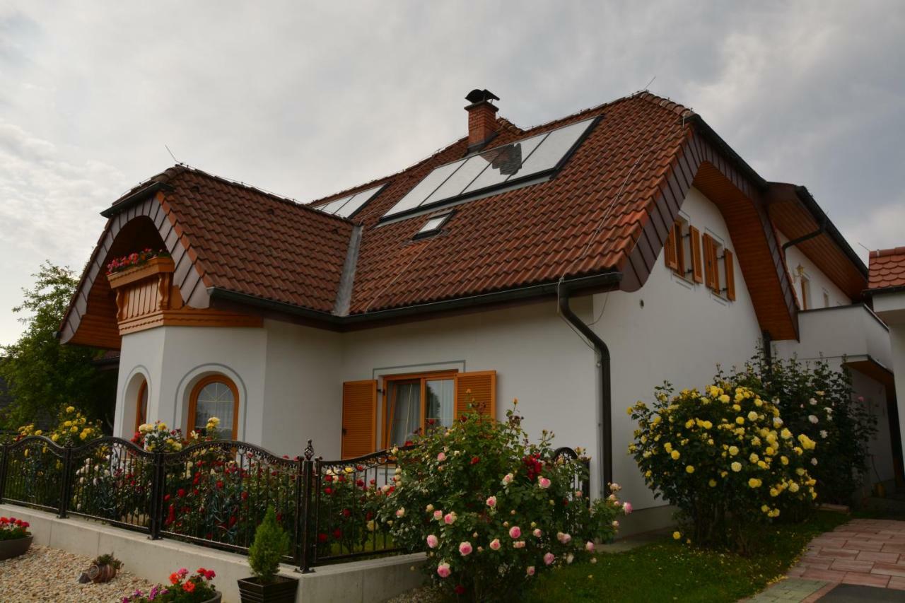 Pension Restaurant Rosenberg Еннерсдорф Экстерьер фото