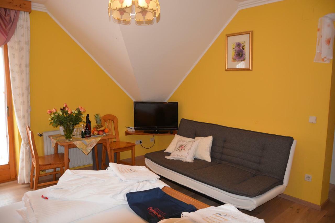 Pension Restaurant Rosenberg Еннерсдорф Экстерьер фото
