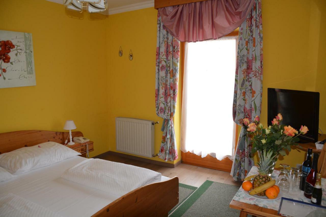 Pension Restaurant Rosenberg Еннерсдорф Экстерьер фото