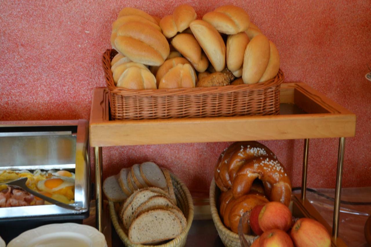 Pension Restaurant Rosenberg Еннерсдорф Экстерьер фото
